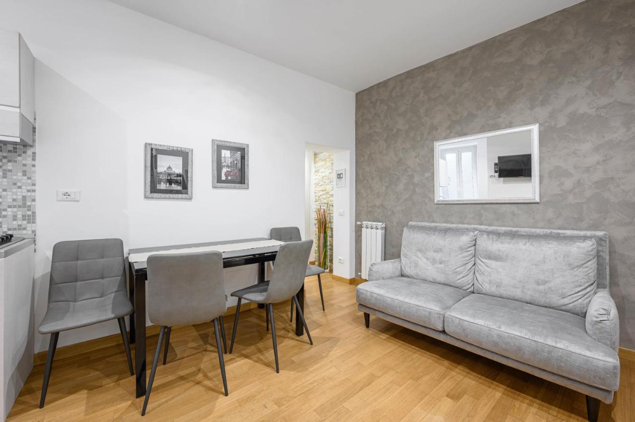 רומא Navona & Pantheon Cozy Apartment מראה חיצוני תמונה