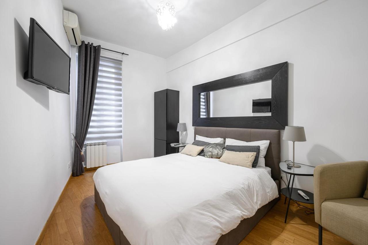 רומא Navona & Pantheon Cozy Apartment מראה חיצוני תמונה